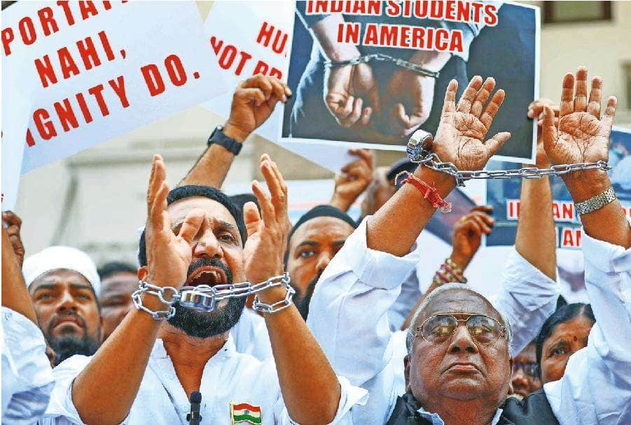स्थलांतरितांना बेड्या घालणे टाळता आले असते! भारताकडून अमेरिकेकडे चिंता व्यक्त